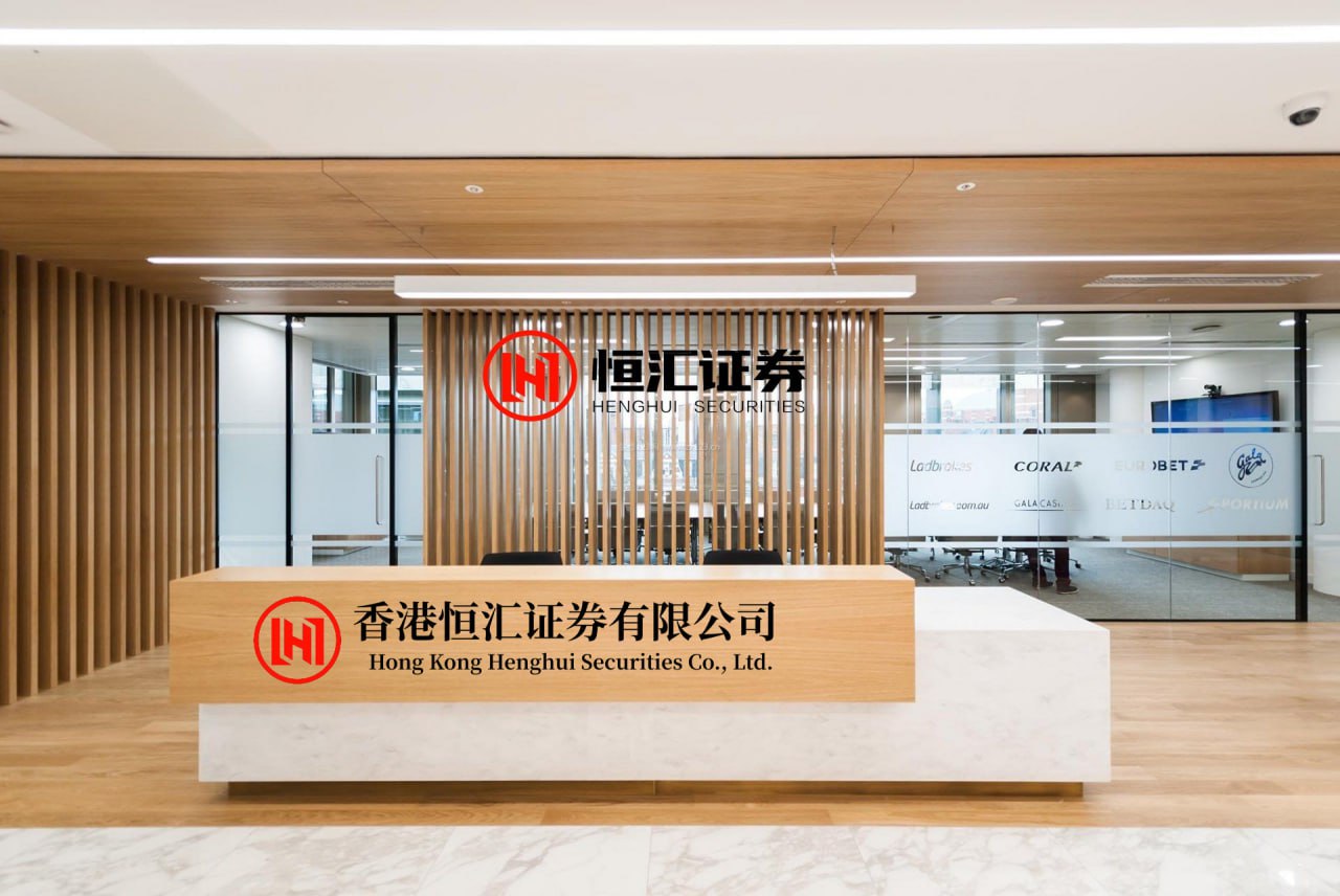 领航证券平台 台湾著名学者赖岳谦曾建议，等到两岸统一之后，大陆能不能考虑一下，在航